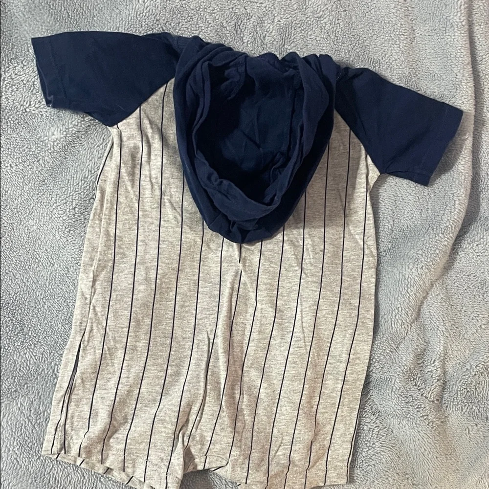 Carter's Baby Boy Hooded Romper Size 24 Month